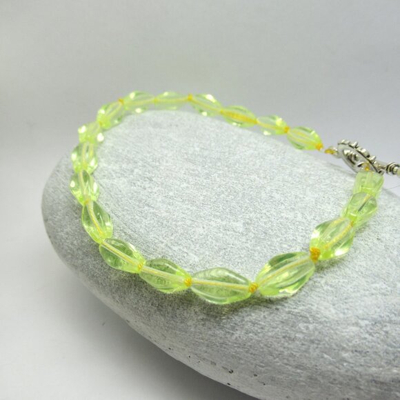 Uranium glass bead bracelet or anklet - Picture 1 of 8